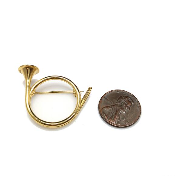 Napier Gold Tone French Horn Brooch 1950s Mid Century Signed Vintage - Picture 6 of 10